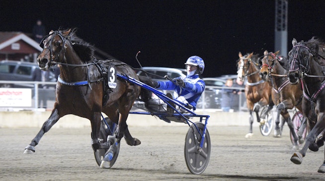 Bullet the Blue Sky mal 3