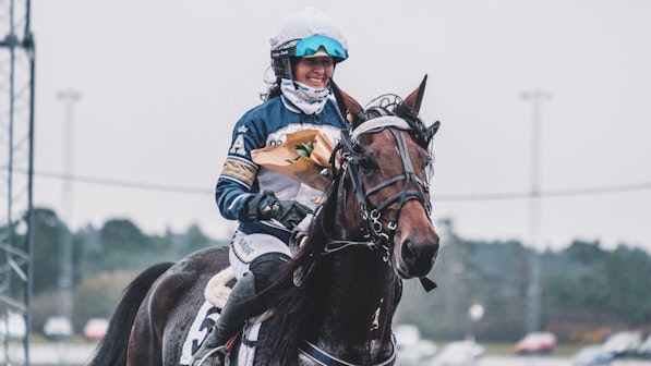 Sofia adolfsson monte