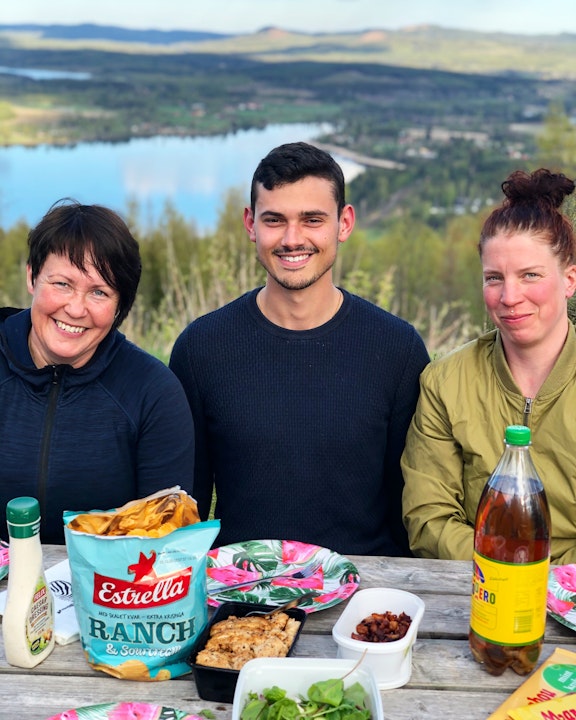 EAA4 CDAB 333 A 44 E3 8 A59 E4640 B43 CDD9