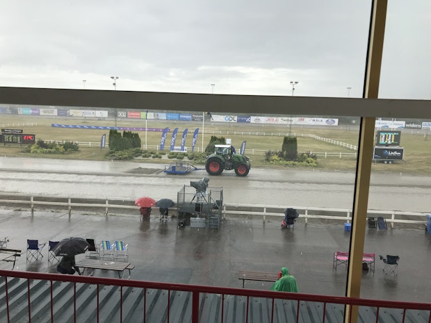 6 Fd16 D6 E 5 Aab 475 E B2 B6 F181 Ebdfa7 C7