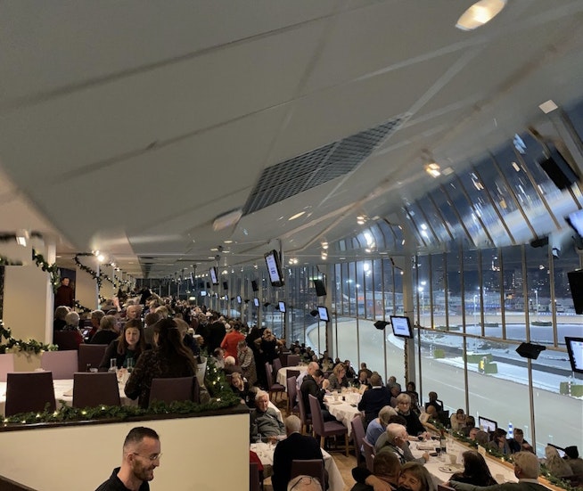 E986 A020 66 B5 4409 BD31 45 EA70730691