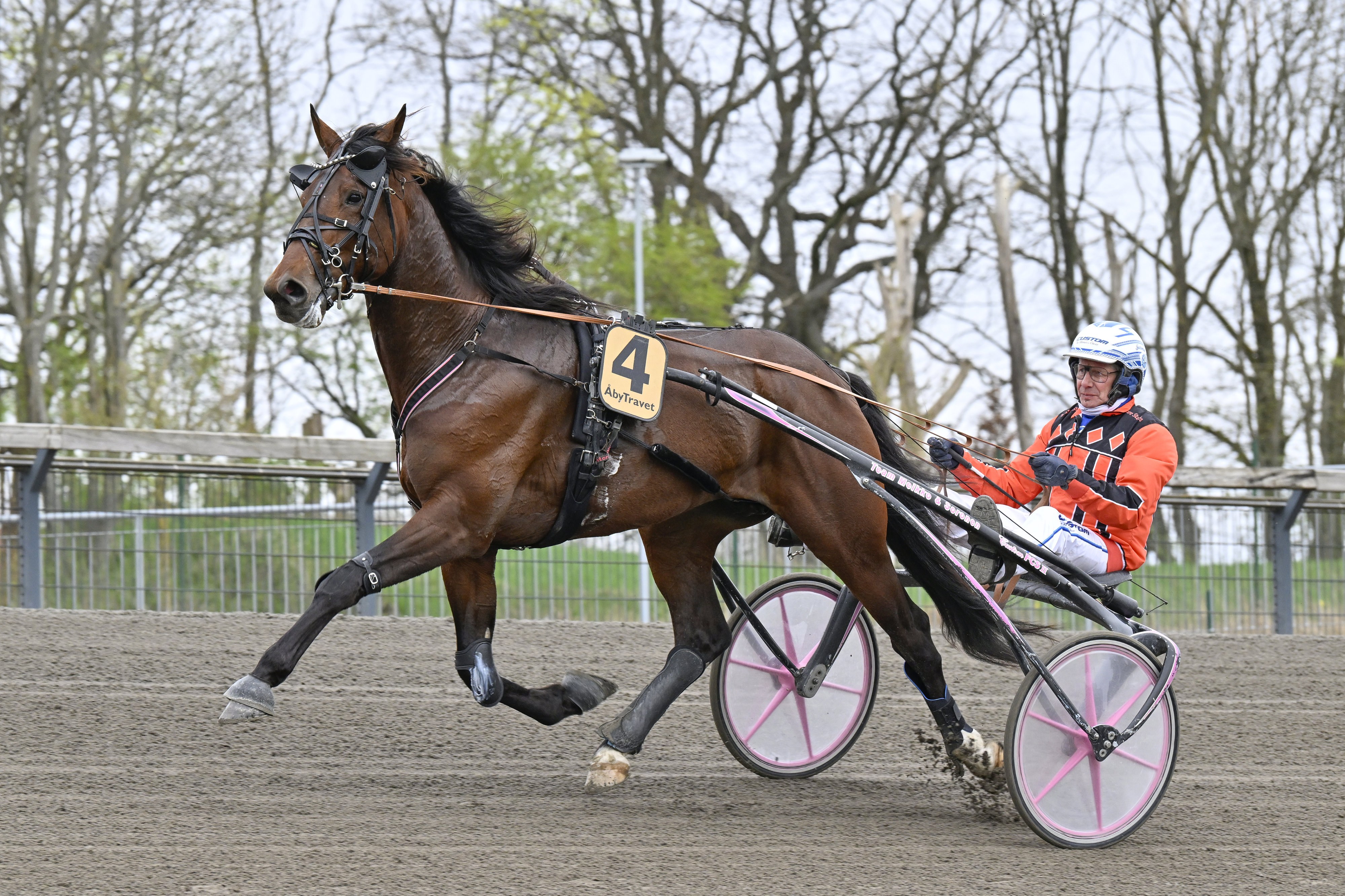 I D Hipster One heat 2