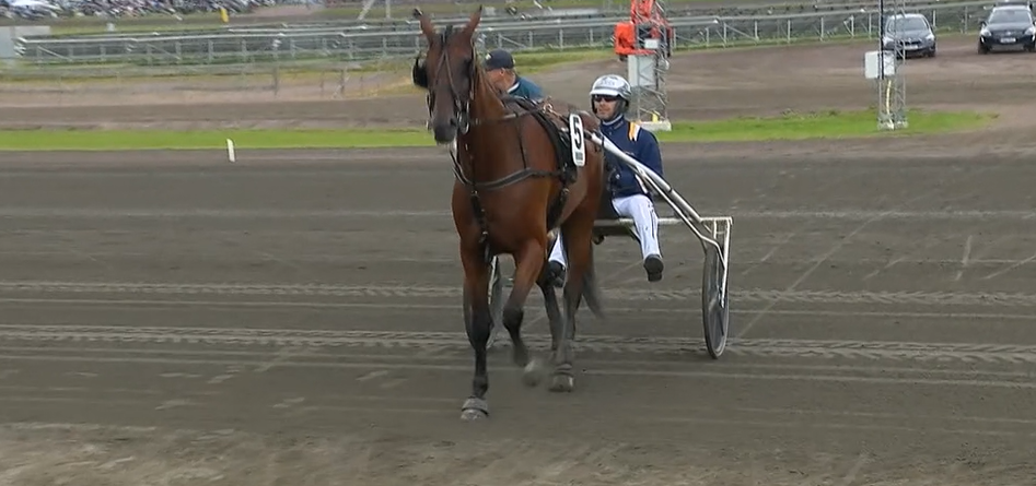 Plötsligt kuskbyte på V85