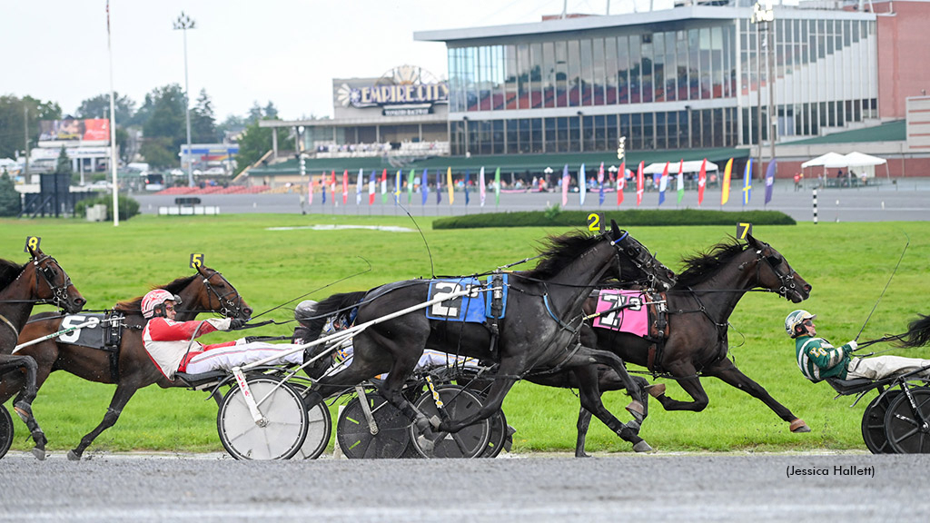 Yonkers Raceway Harness Racing 2 Jessica Hallett SC 1024