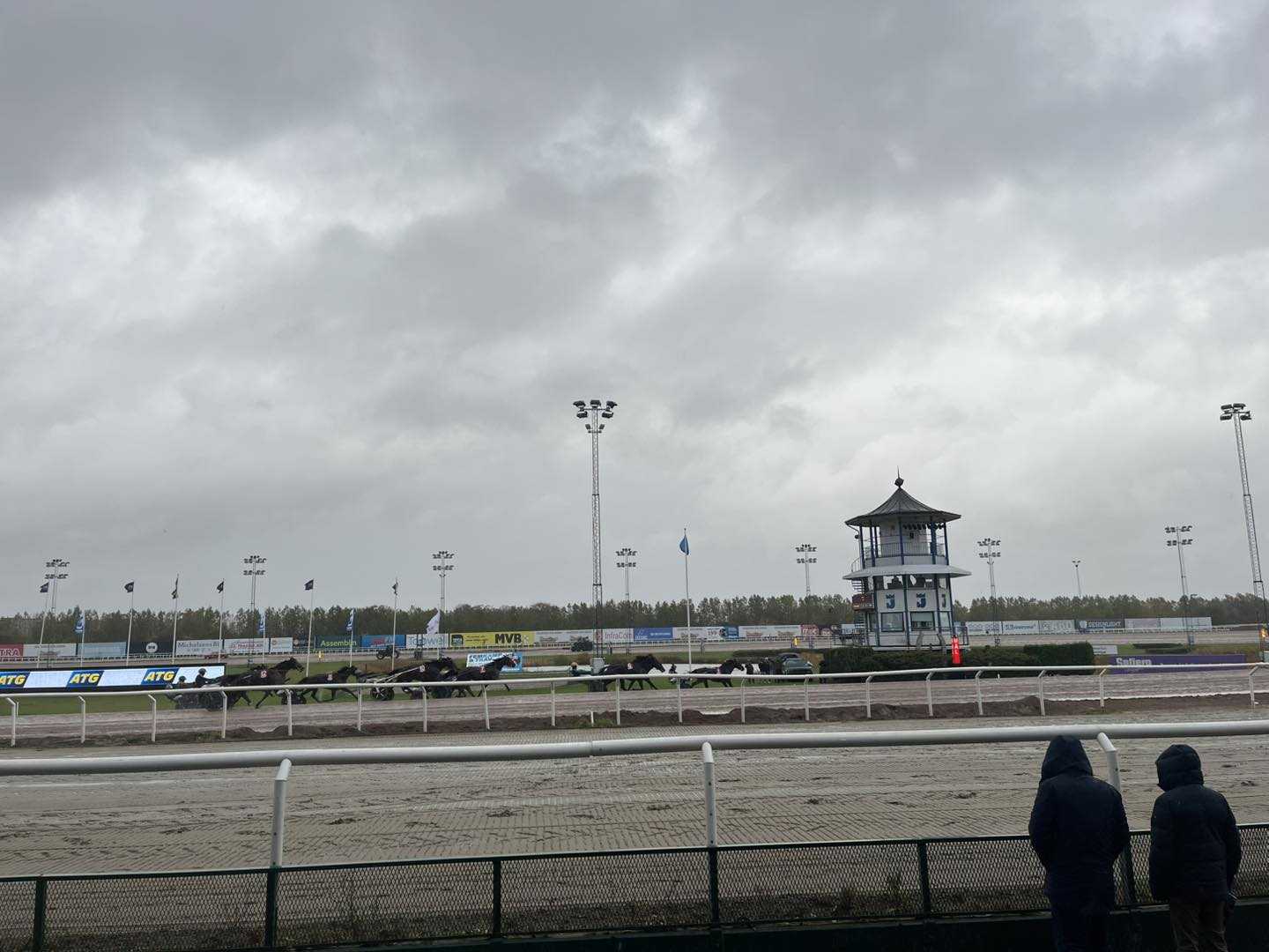 Premiärdag på Jägers