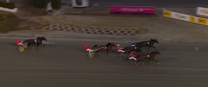 Eftersnack V64: Segrande årsdebuter var temat