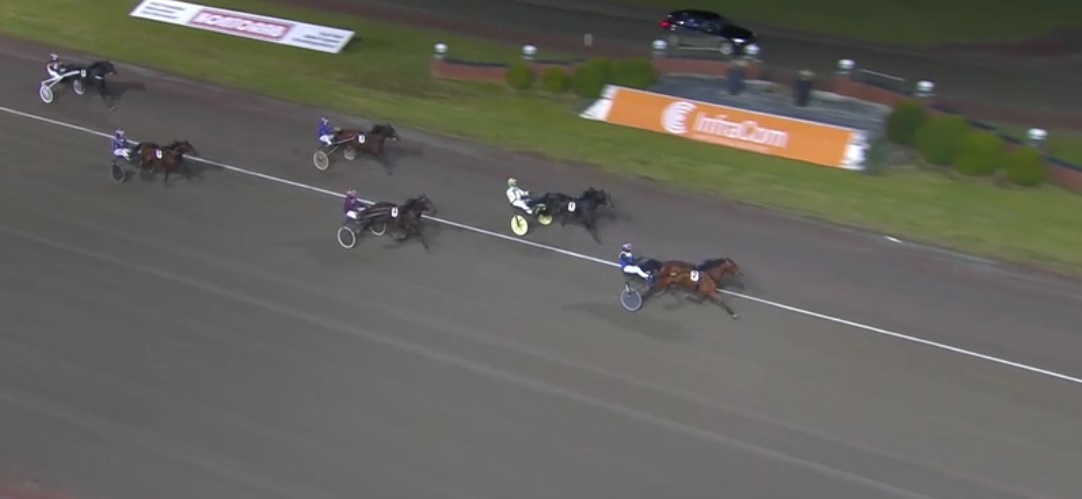 Revanschlystna segrare inledde V64-kvällen